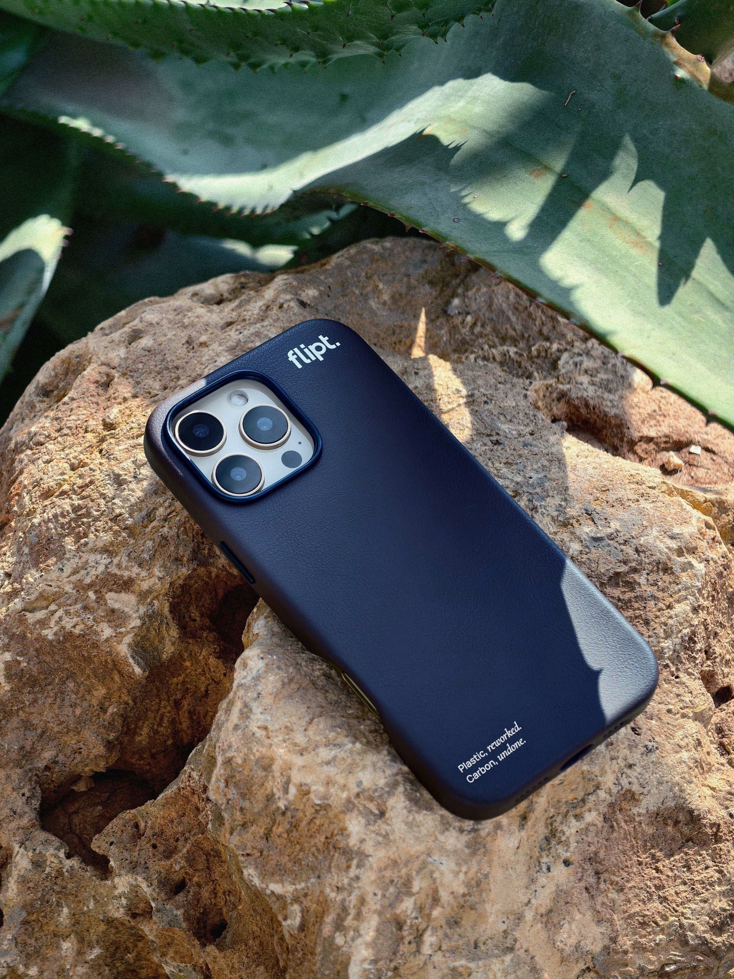 CARBONFLIP SIGNATURE. Mycelium Case - flipt.