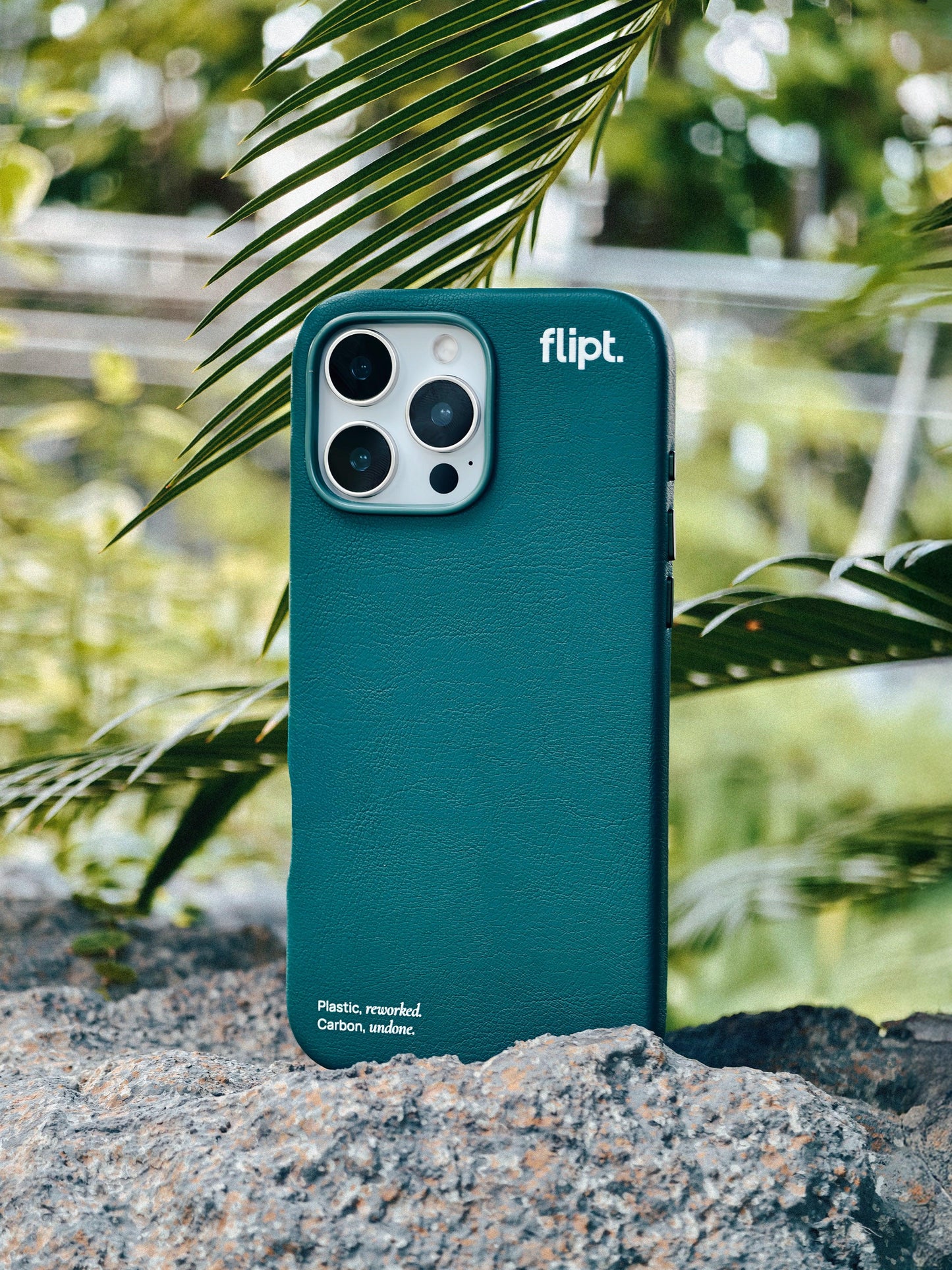 CarbonFlip Signature Leather Case - flipt.