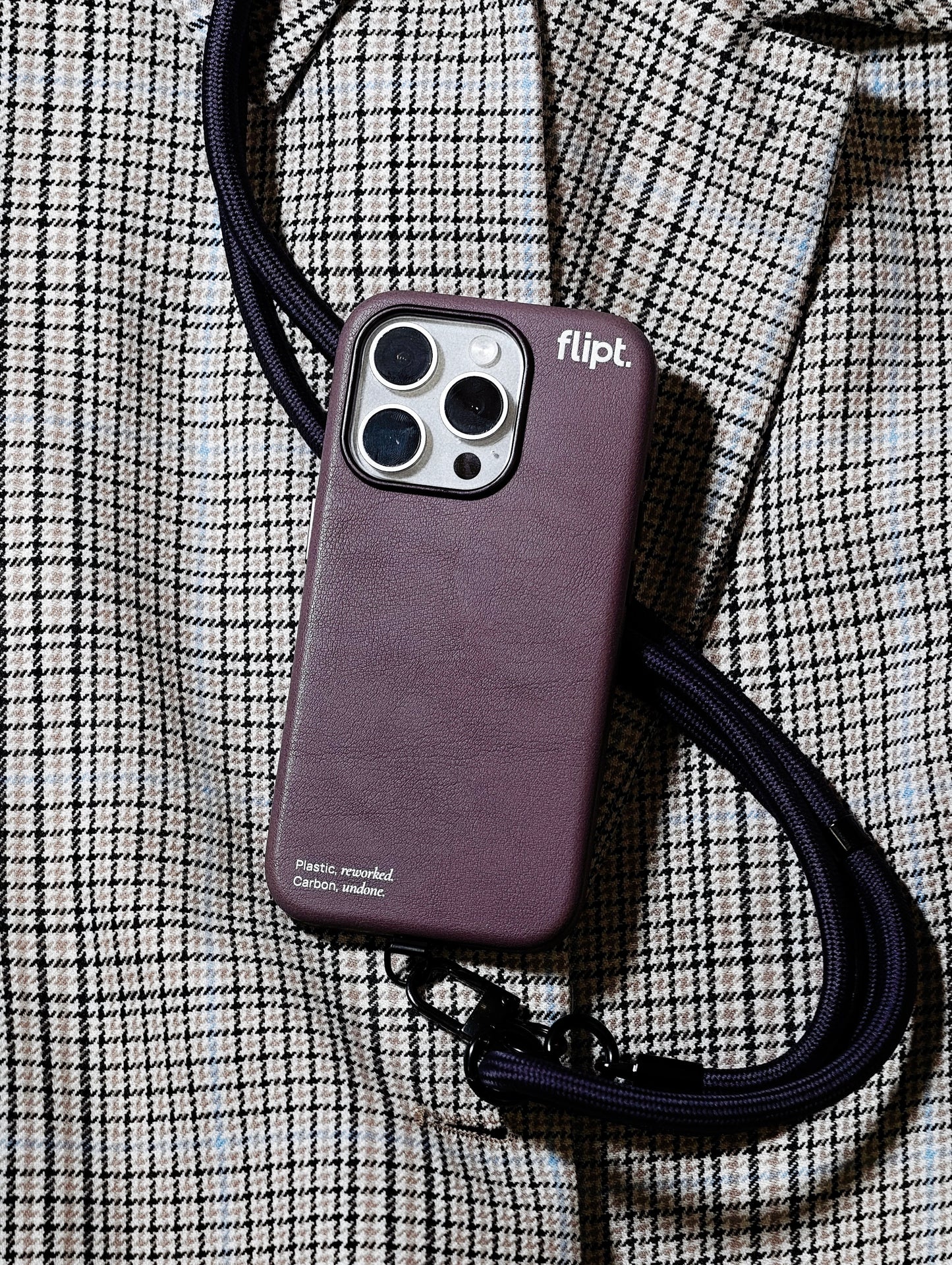 CarbonFlip* Signature Leather Case for iPhone 15/16