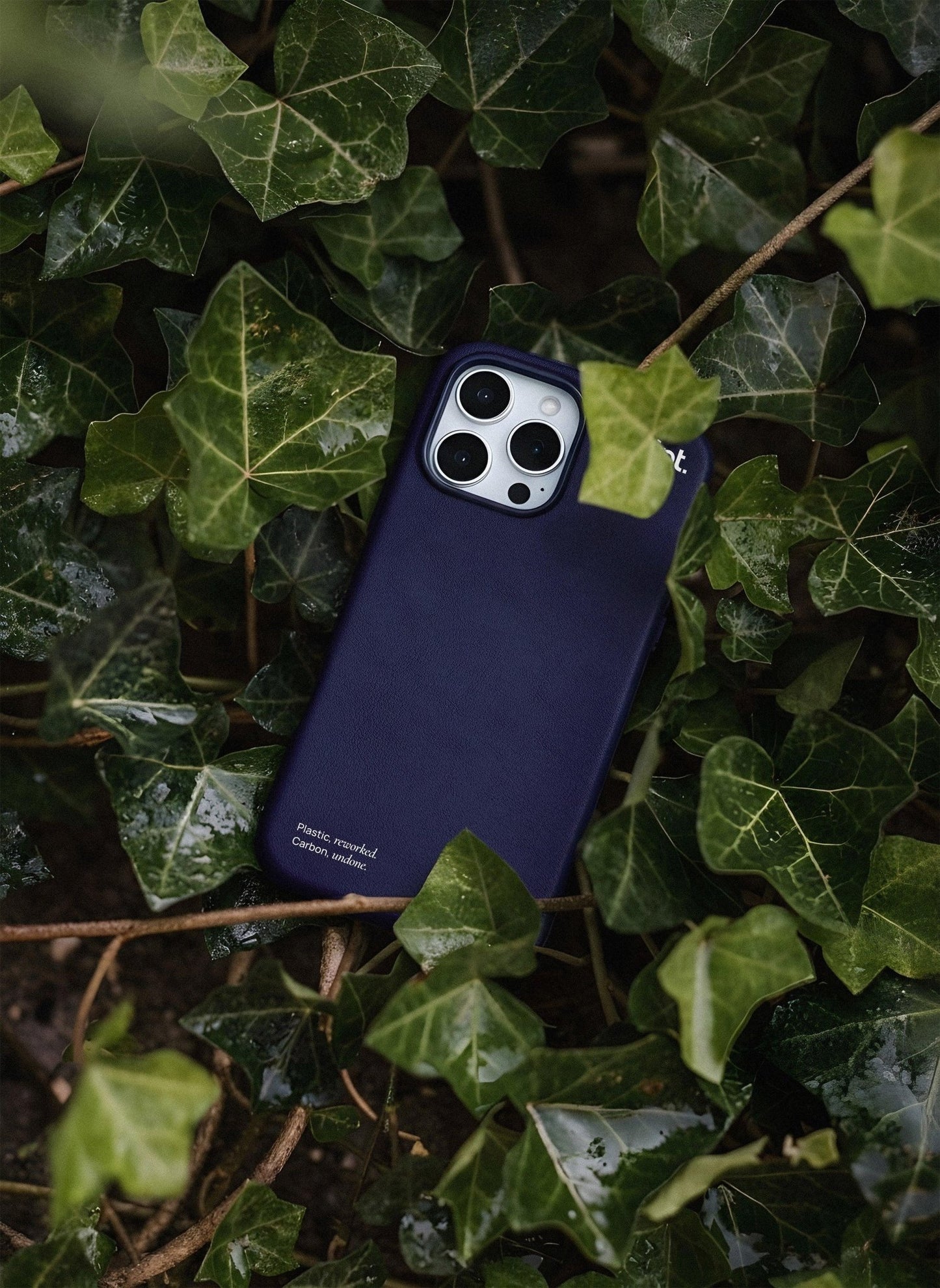 CarbonFlip* Signature Leather Case for iPhone 13/14 - flipt.