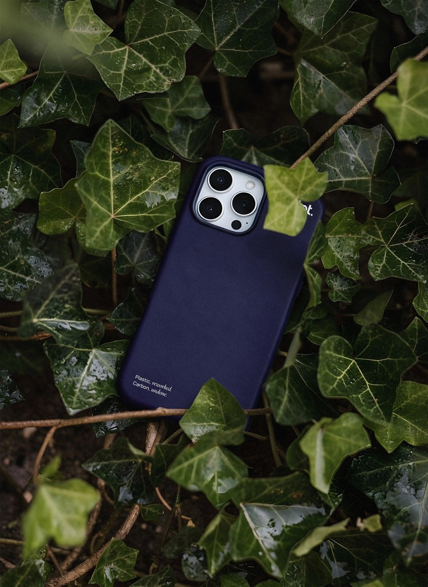 CarbonFlip* Signature Leather Case for iPhone 13/14 - flipt.