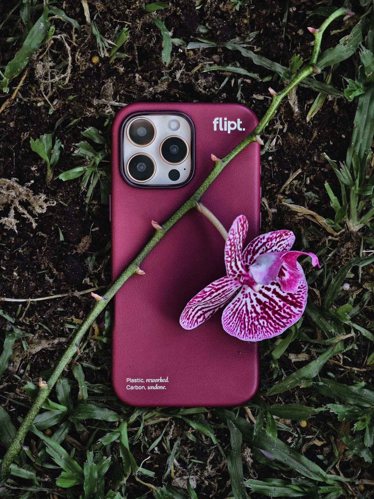 CarbonFlip* Signature Leather Case for iPhone 13/14 - flipt.