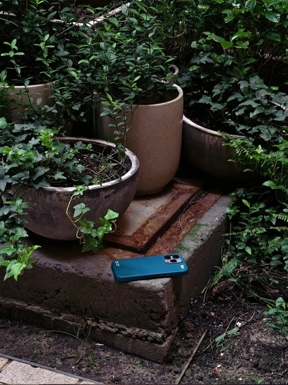 CarbonFlip* Signature Leather Case for iPhone 13/14 - flipt.